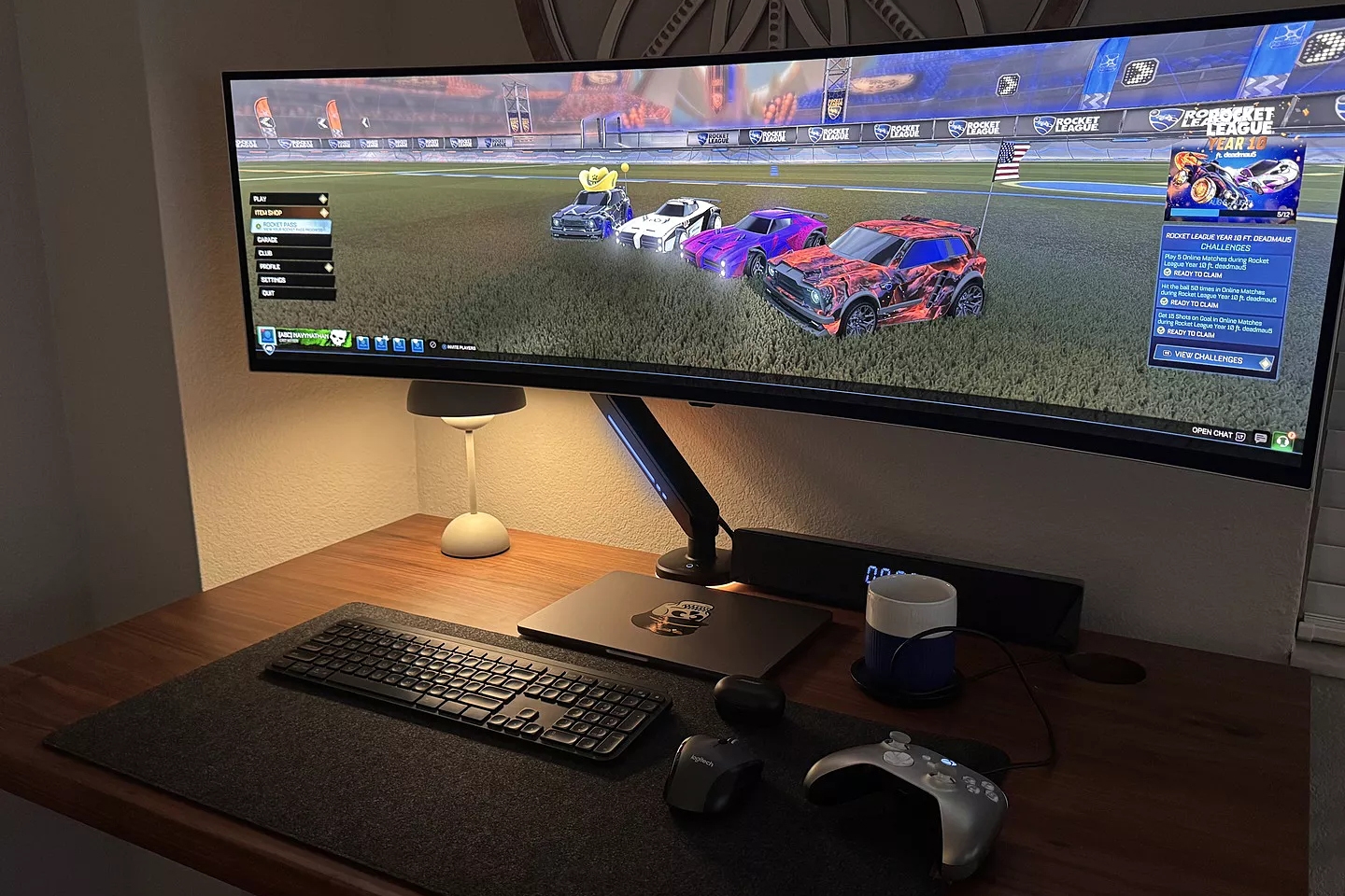 Domain RGB Monitor Arm