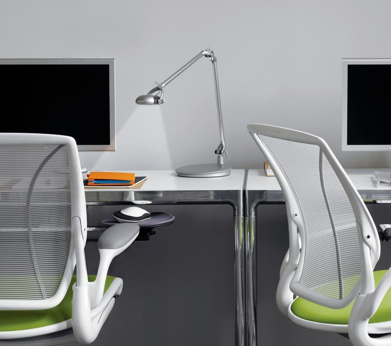 Offers a lifespan of 60,000 hours, equal to 30 years of daily use in a 9-to-5 office environment.