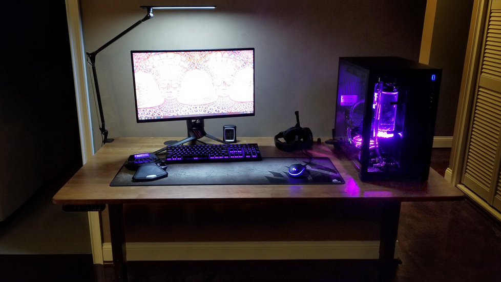 Gaming Standing Desks UPLIFT Desk